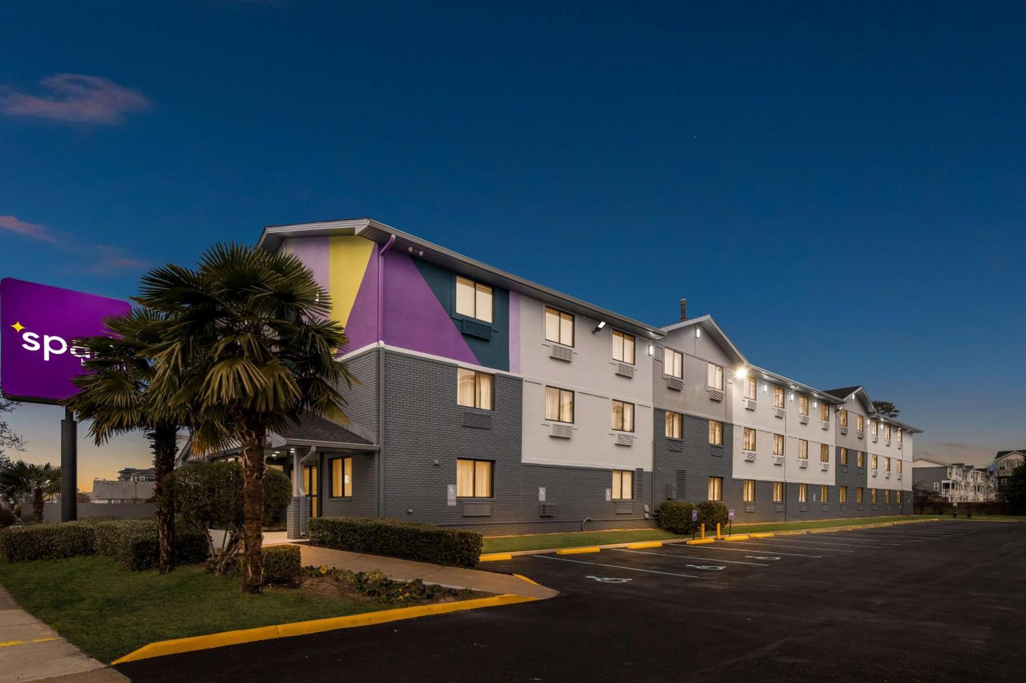 Spark By Hilton Norfolk Exterior foto